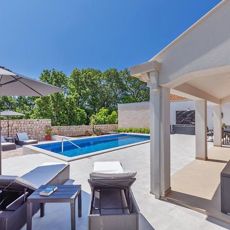 Apartment Holiday Home Doma, Cilipi Near Dubrovnik Rom bilde