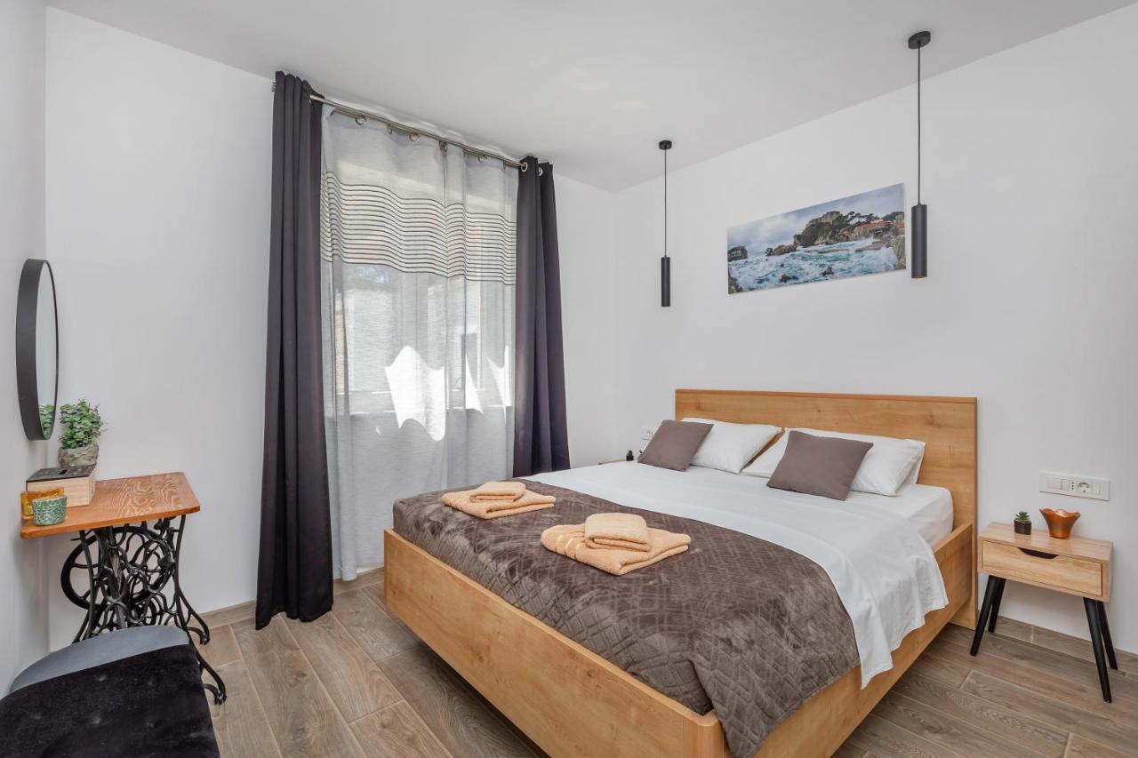 Apartment Holiday Home Doma, Cilipi Near Dubrovnik Eksteriør bilde