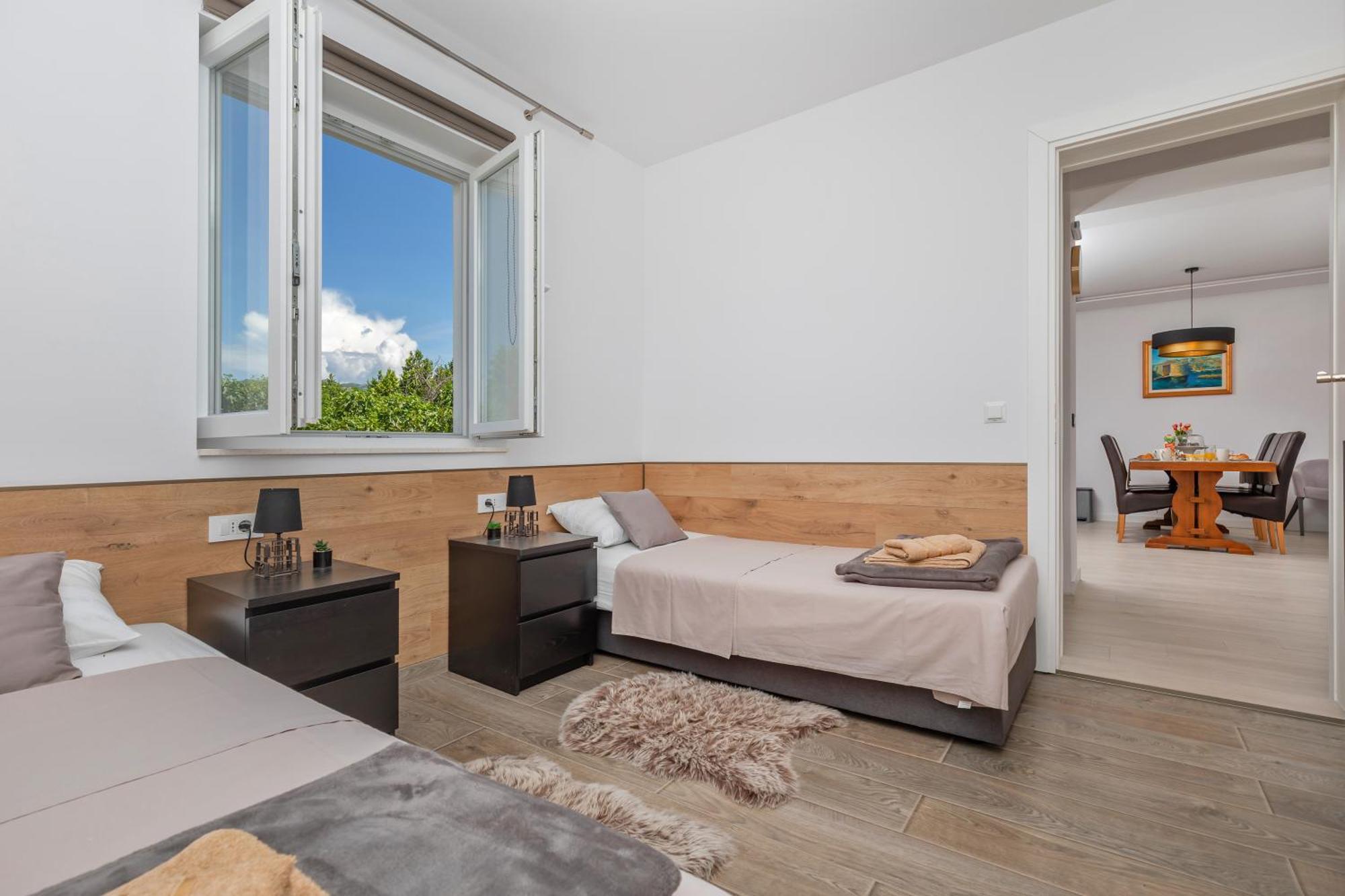 Apartment Holiday Home Doma, Cilipi Near Dubrovnik Rom bilde